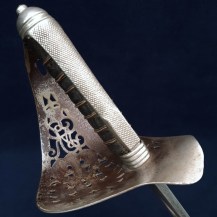 British 1905 Pattern Infantry Staff Sergeants Sword, 1912 Rehilt and Conversion for George V 15